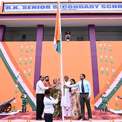 RK Senior Secondary School campus photo 8 of 15 — Aliganj