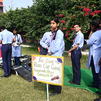 RK Senior Secondary School campus photo 10 of 15 — Aliganj