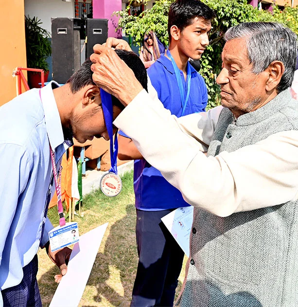 RK Senior Secondary School campus photo 15 of 15 — Aliganj