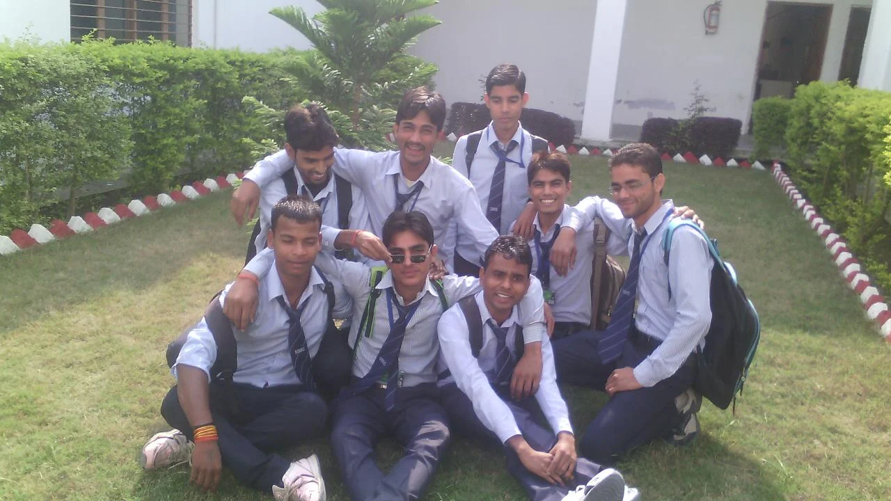 Sarvangin Vikas Inter College campus photo 3 of 5 — Alambagh