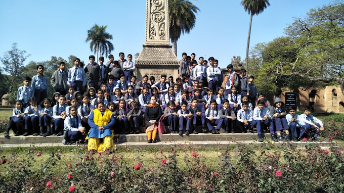 Town Hall Public Inter College campus photo 18 of 30 — Aliganj