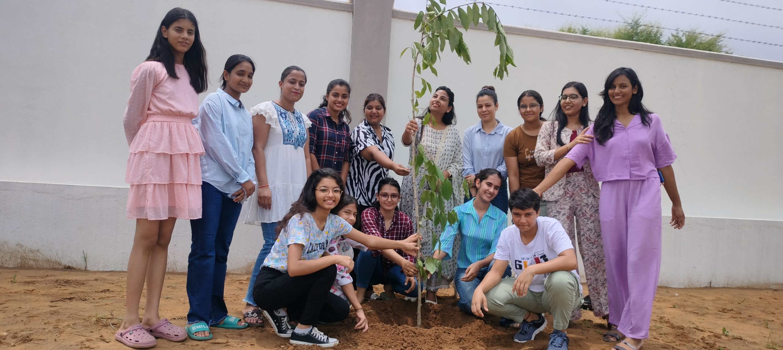 Dundlod Girls School campus photo 6 of 23 — Jhunjhunu