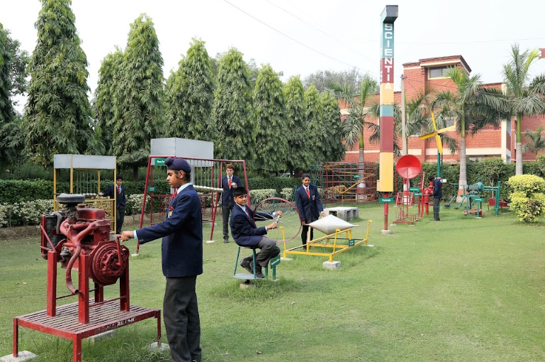 The Mann School campus photo 5 of 23 — Delhi