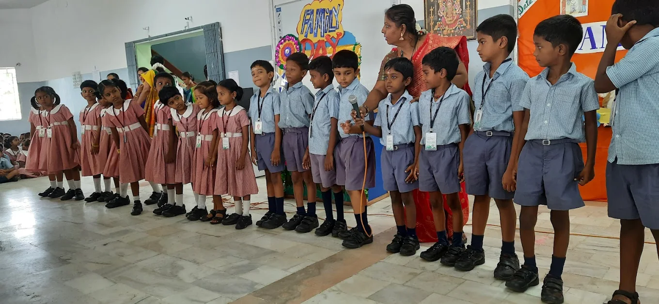 Mahatma Montessori Matriculaton Higher Secondary School campus photo 2 of 6 — Madurai
