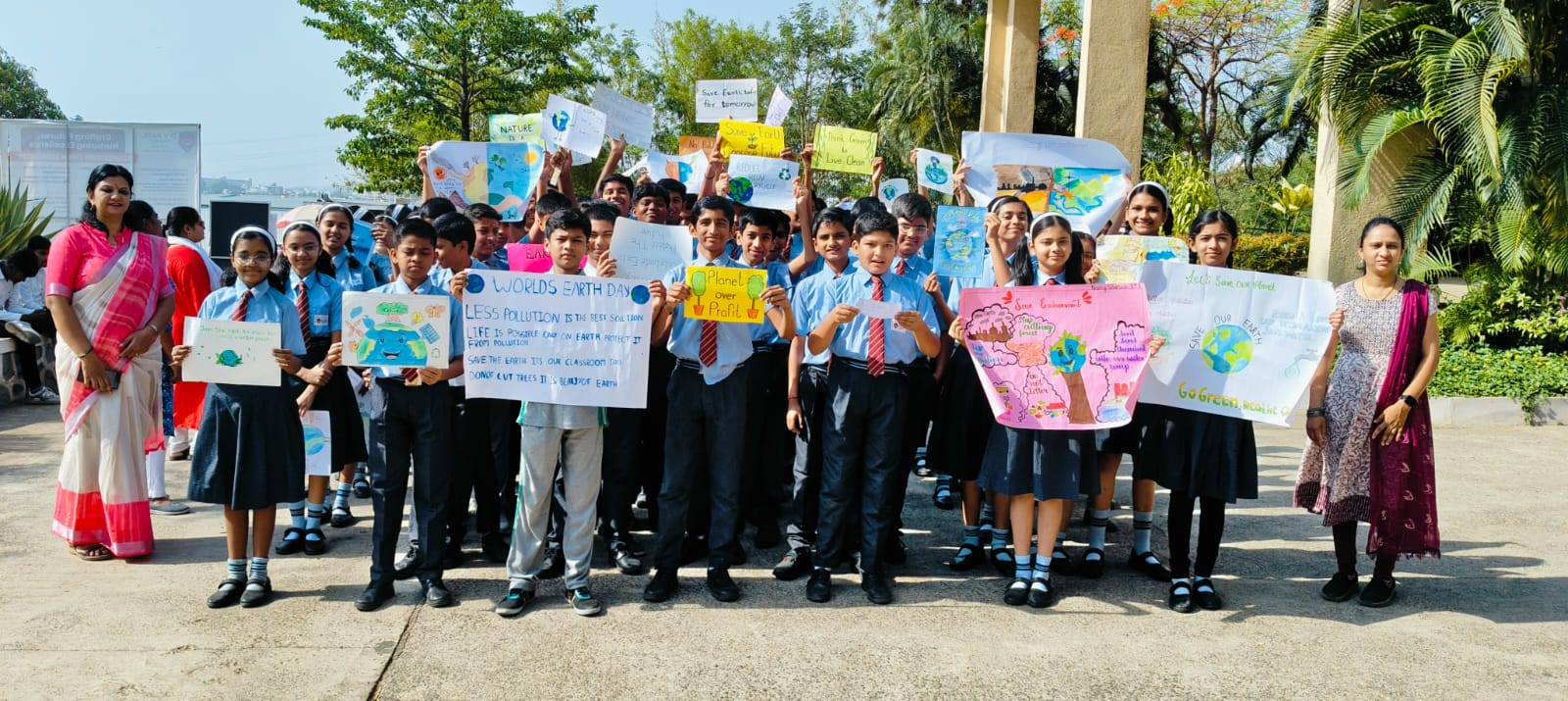 D Y Patil High School campus photo 18 of 22 — Takawe Bk