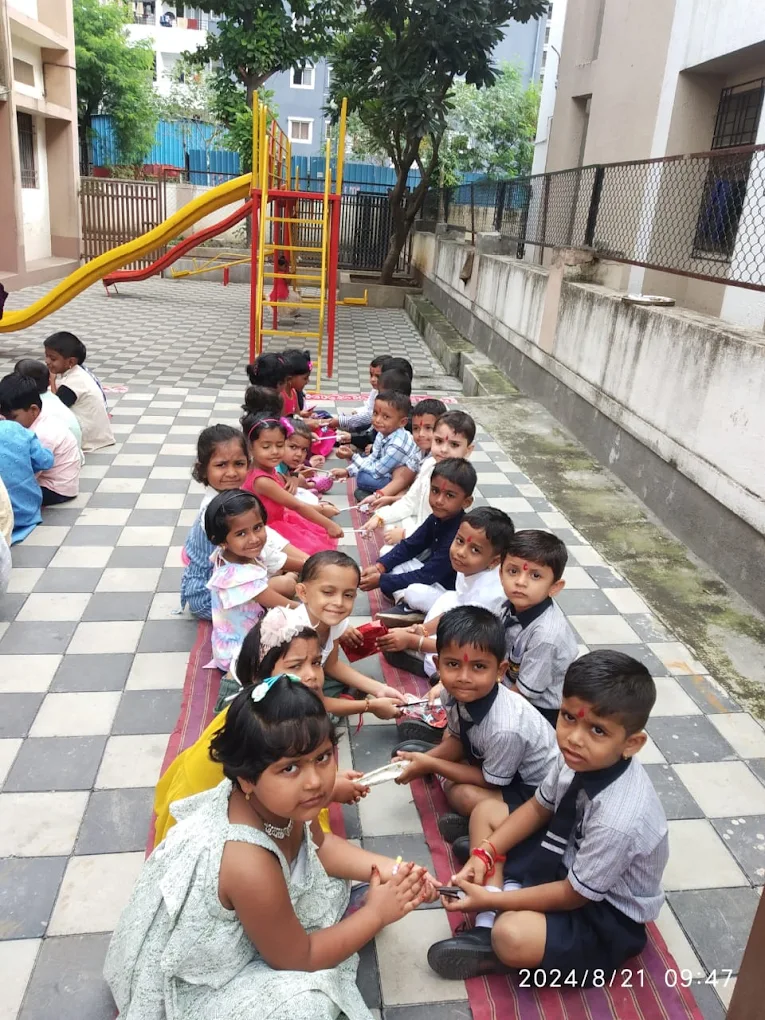Kashinathrao Khutwad Memorial School campus photo 3 of 9 — Ambegaon Budruk