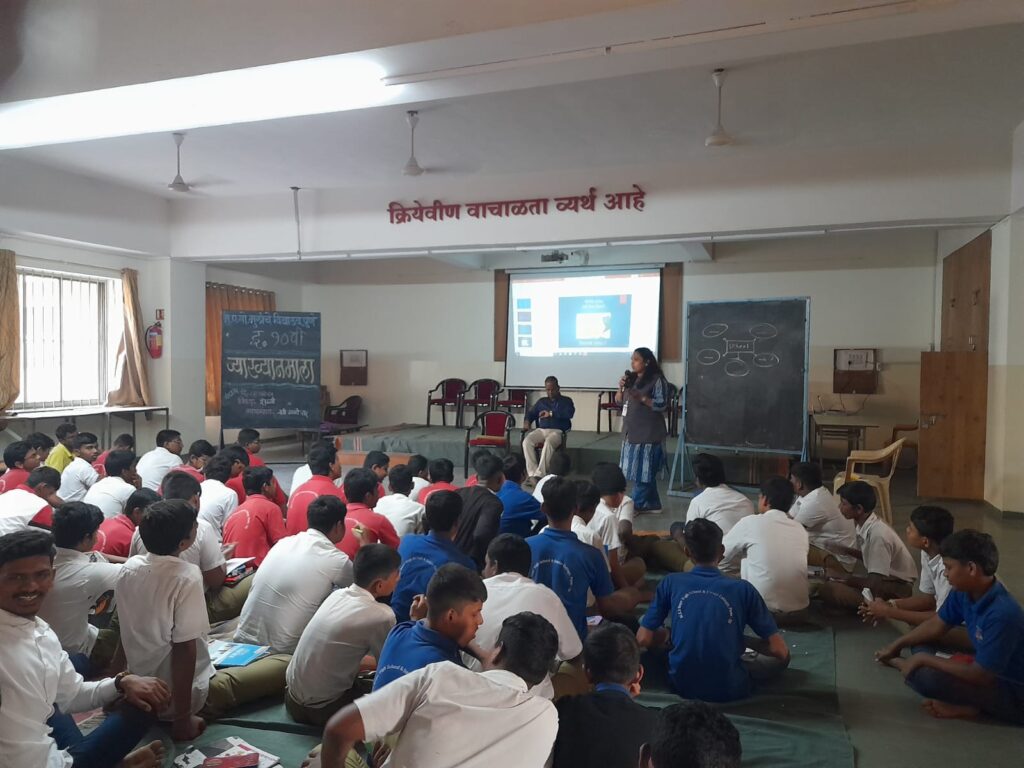 M E S Boys High School & Junior College campus photo 16 of 16 — Sadashiv Peth