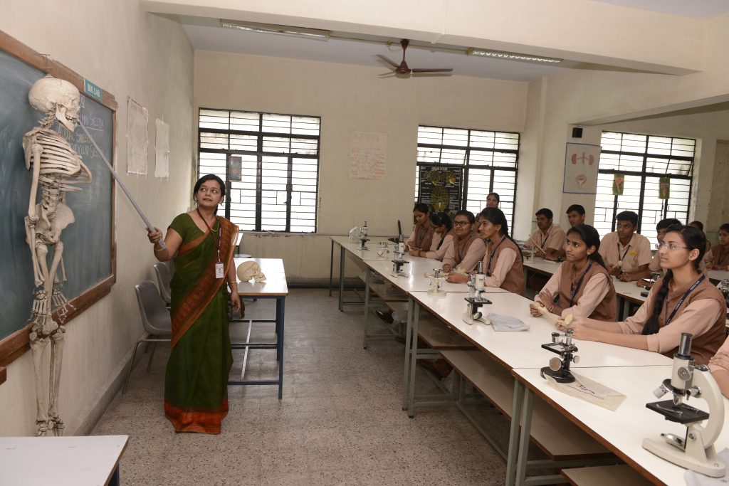 SV Union High School & Junior College campus photo 2 of 12 — Somwar Peth