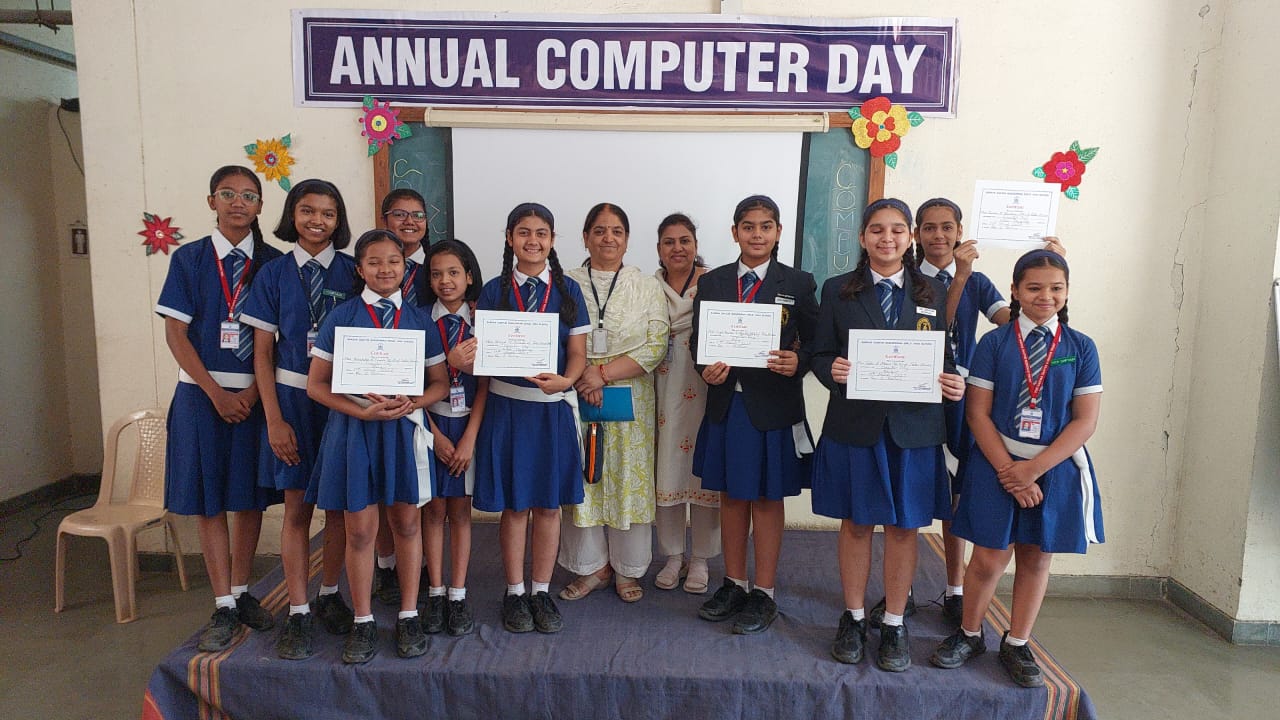 The Sardar Dastur Nosherwan Girls' High School campus photo 7 of 19 — Camp
