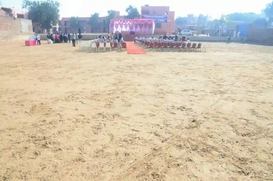 Arqam Academy Senior Secondary School — Fatehpur Taga campus