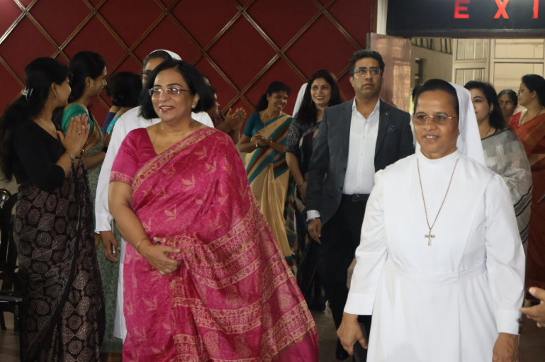Holy Child Auxilium School campus photo 20 of 27 — Vasant Vihar