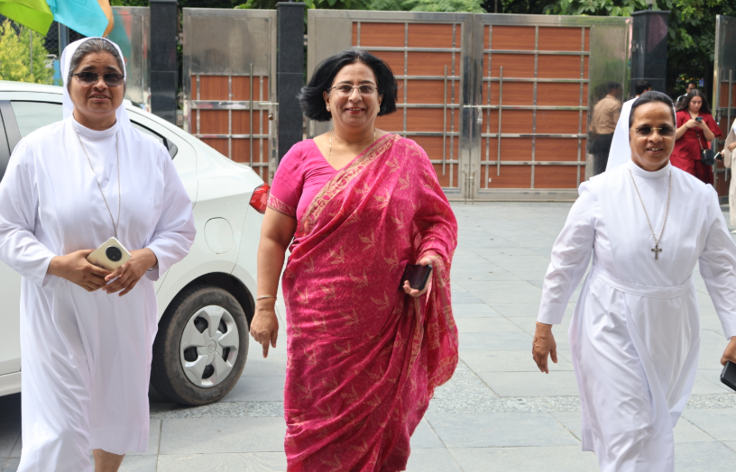 Holy Child Auxilium School campus photo 21 of 27 — Vasant Vihar