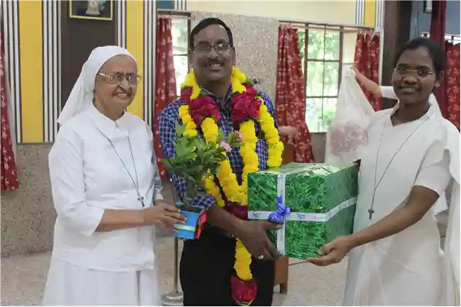 Convent of Jesus and Mary School campus photo 5 of 15 — Connaught Place