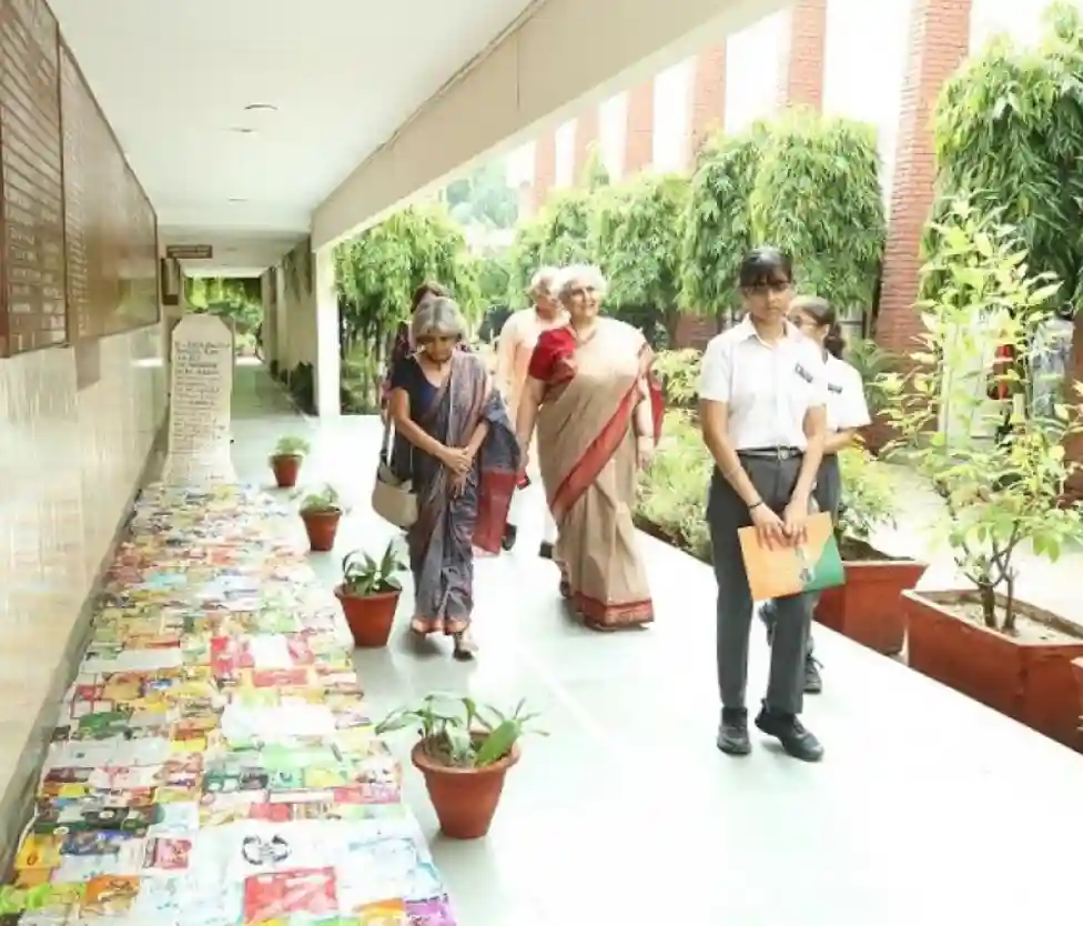 Sardar Patel Vidyalaya campus photo 4 of 7 — Gole Market