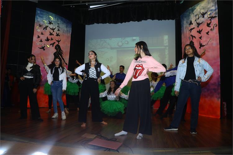 Sri Venkateshwar International School campus photo 19 of 30 — Dwarka