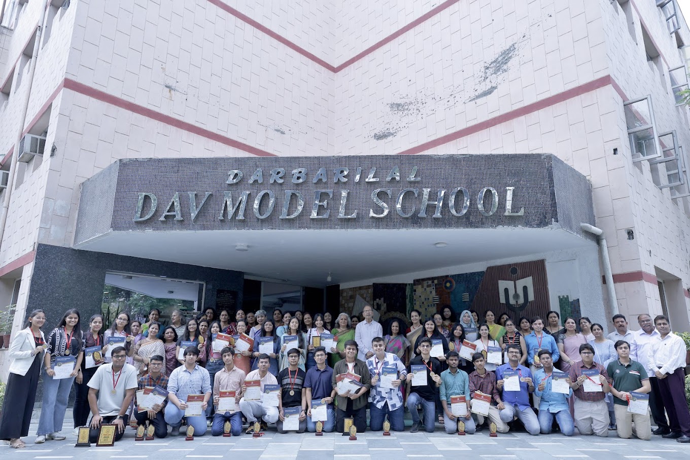 Darbari Lal DAV Model School campus photo 19 of 27 — Shalimar Bagh