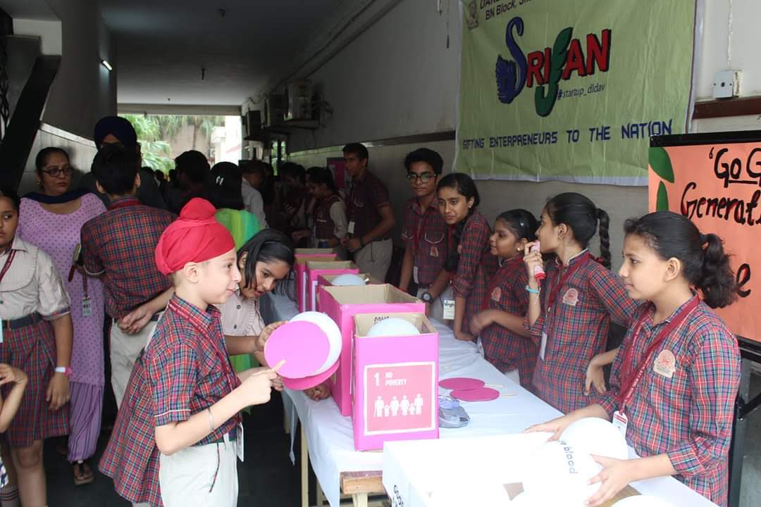 Darbari Lal DAV Model School campus photo 14 of 27 — Shalimar Bagh
