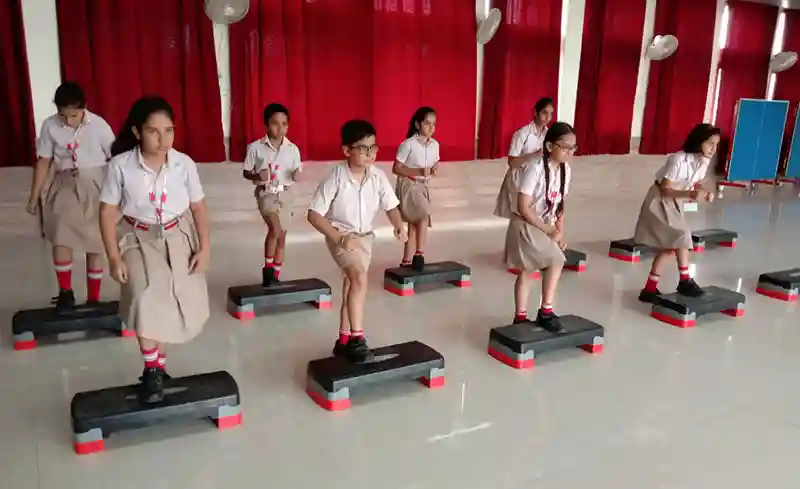 Modern Vidya Niketan School campus photo 6 of 8 — Sector 17