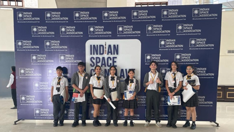K. R. Mangalam Global School campus photo 17 of 19 — Greater Kailash
