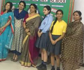 Daisy Dales Senior Secondary School campus photo 6 of 25 — Greater Kailash