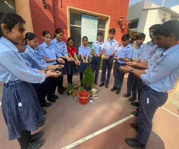 Daisy Dales Senior Secondary School campus photo 16 of 25 — Greater Kailash