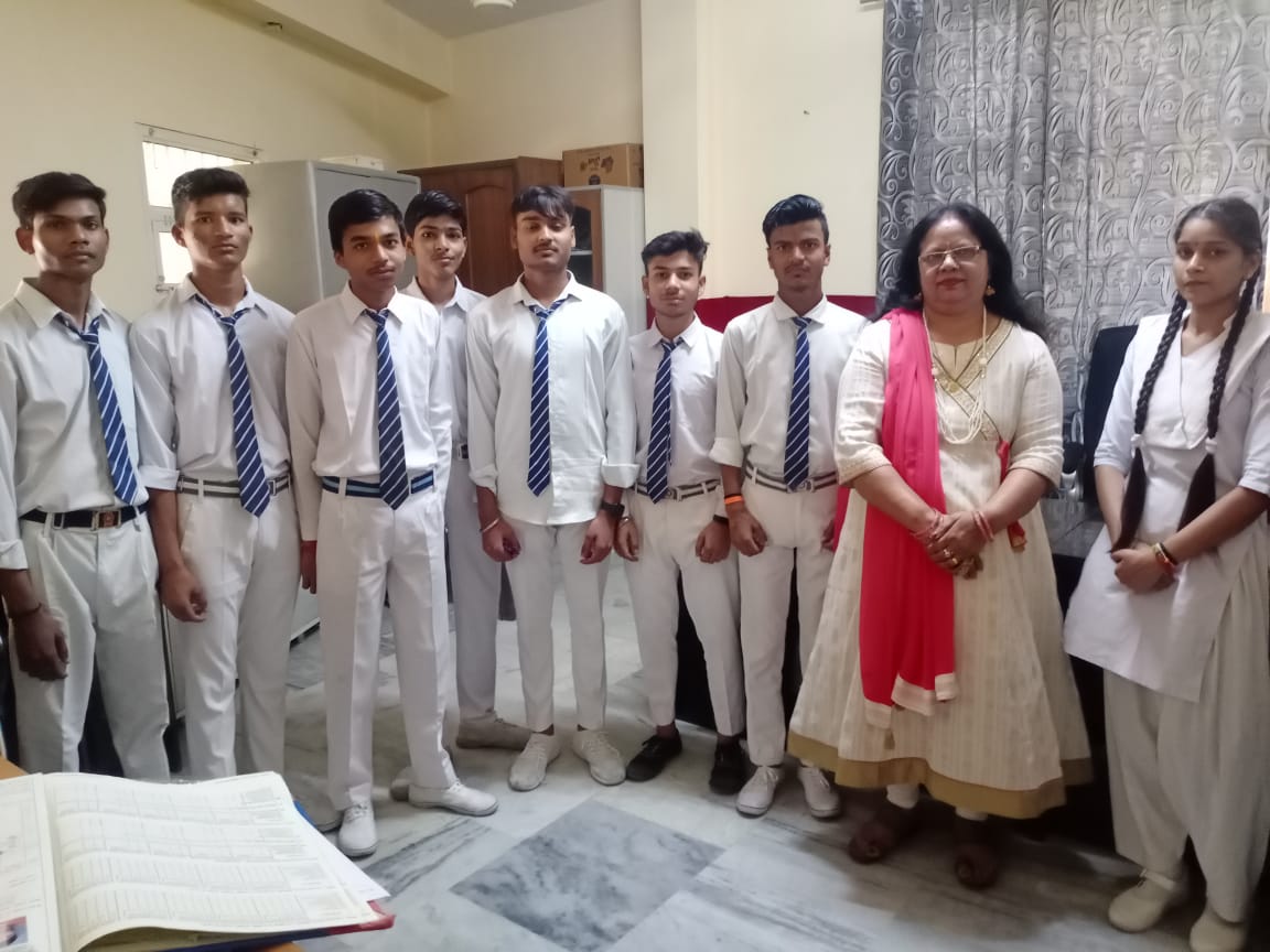 Aadarsh Bal Vikas Public School campus photo 9 of 18 — Sector 45
