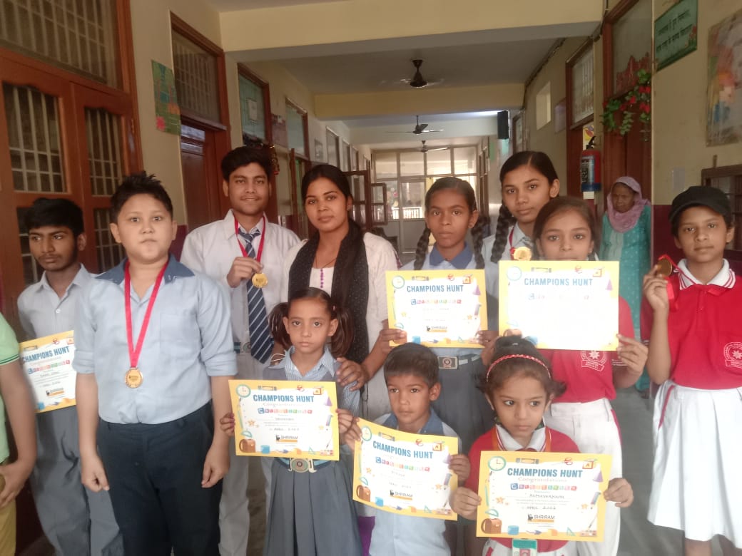 Aadarsh Bal Vikas Public School campus photo 12 of 18 — Sector 45