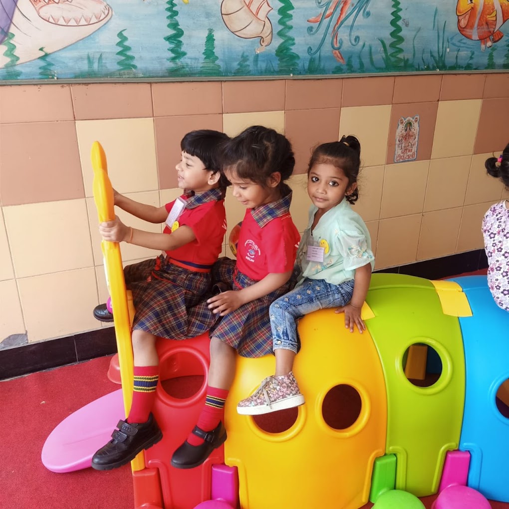 Lalit Mahajan SVM Senior Secondary School campus photo 11 of 22 — Vasant Vihar