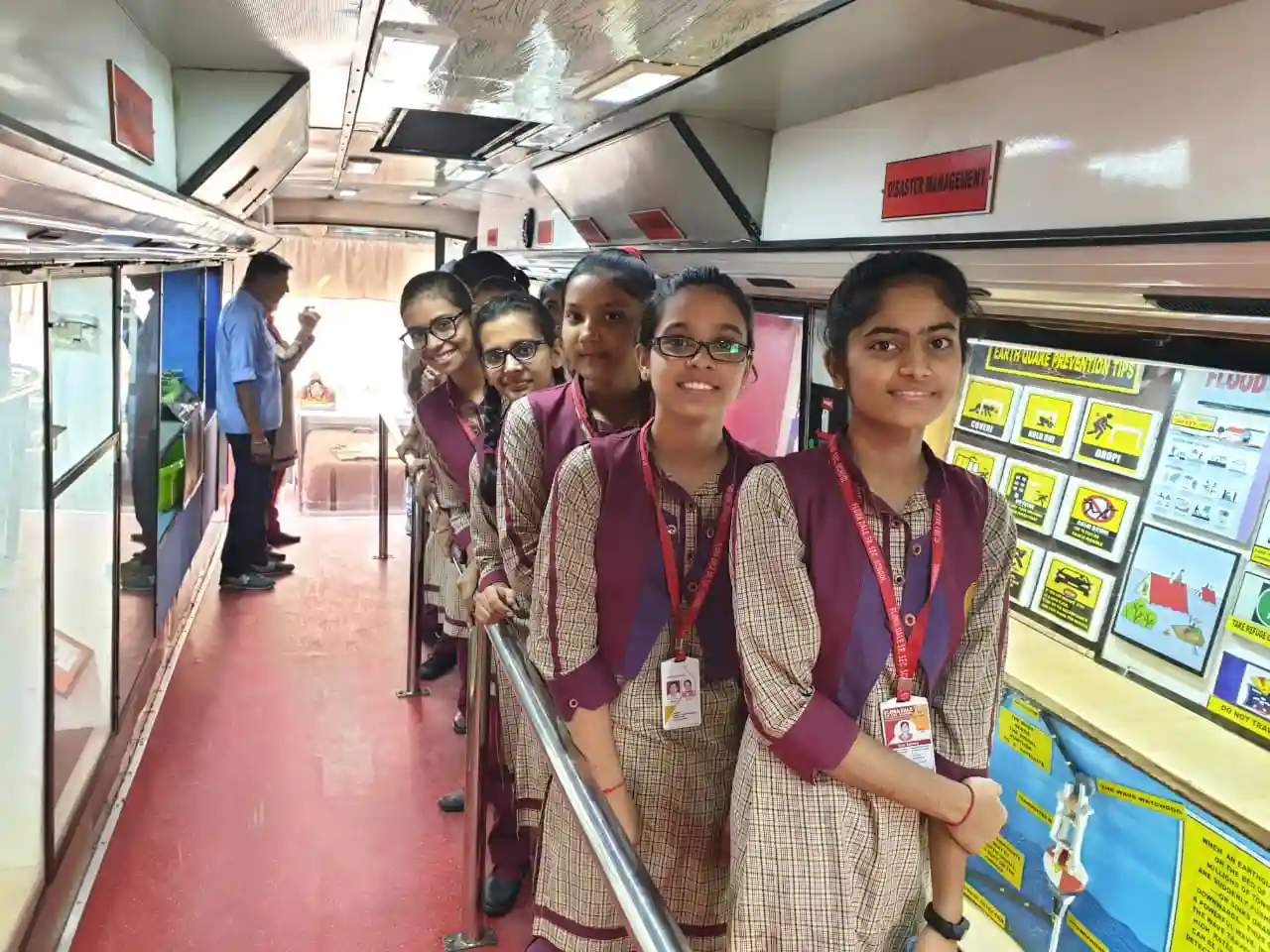 Flora Dale Senior Secondary School campus photo 2 of 8 — Dilshad Garden