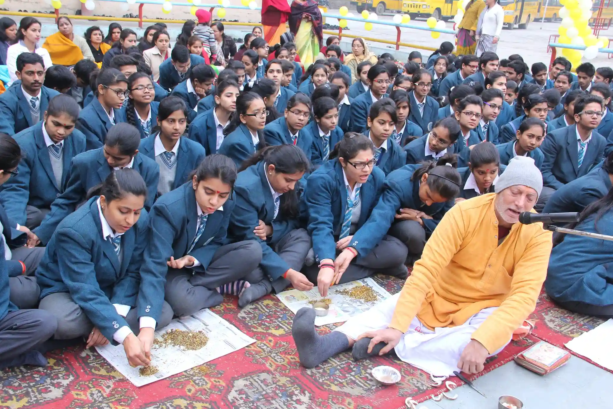 Flora Dale Senior Secondary School campus photo 7 of 8 — Dilshad Garden