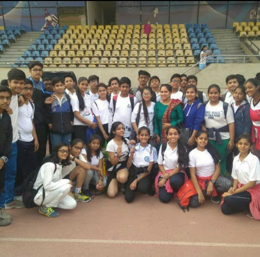 Hans Raj Smarak Senior Secondary School campus photo 3 of 6 — Dilshad Garden