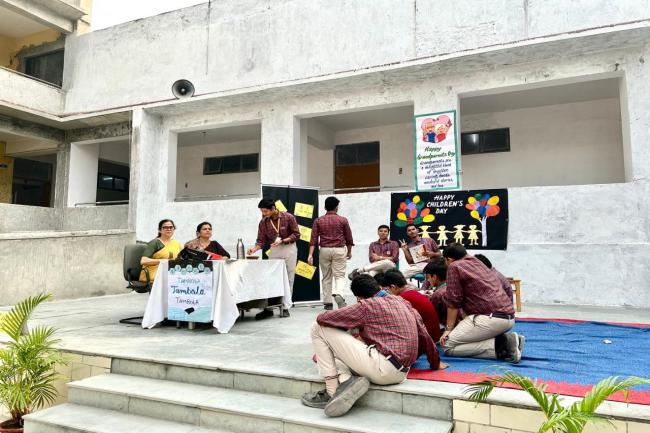 Jhabban Lal DAV Public School campus photo 9 of 30 — Paschim Vihar