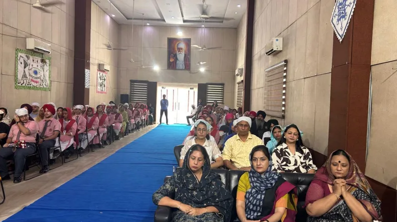 Guru Nanak Public School campus photo 11 of 22 — Pitampura