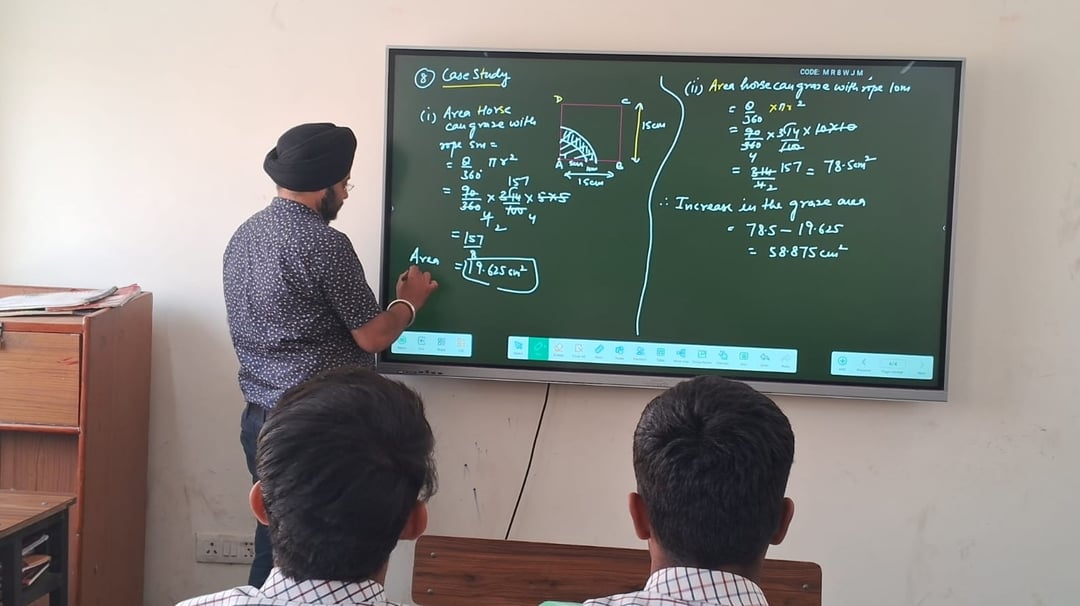 Guru Tegh Bahadur Public School campus photo 9 of 30 — Model Town