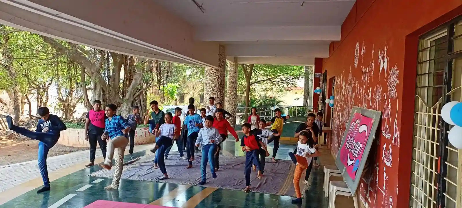 Bharati Vidyapeeth English Medium School campus photo 2 of 8 — Dasar