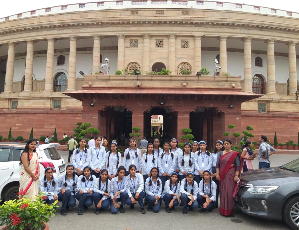 Mata Daan Kaur Public School campus photo 11 of 30 — Mundela Kalan