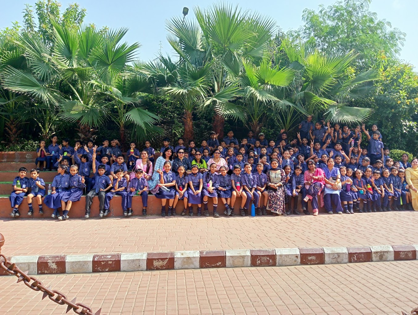 Nav Gian Deep Senior Secondary Public School campus photo 2 of 14 — Palam Village