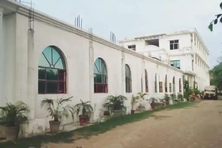 Al-Faiz Modern School campus photo 2 of 4 — Dhauj