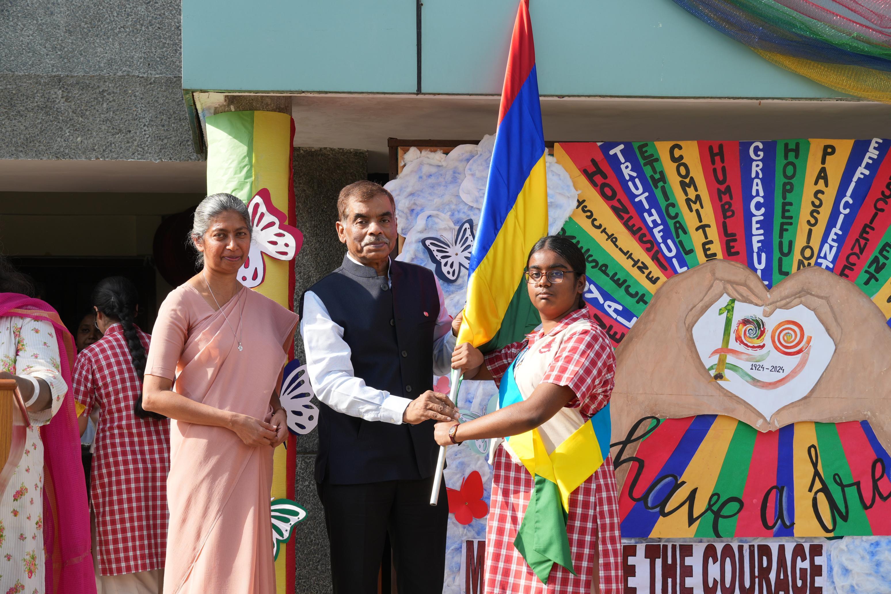 Presentation Convent Senior Secondary School campus photo 4 of 13 — Chandni Chowk