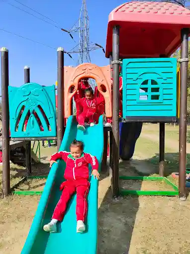 Mamchand Public School campus photo 9 of 27 — Thana Darwaja