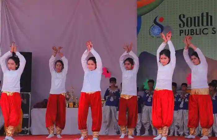 South Point Public School campus photo 7 of 11 — Thana Darwaja