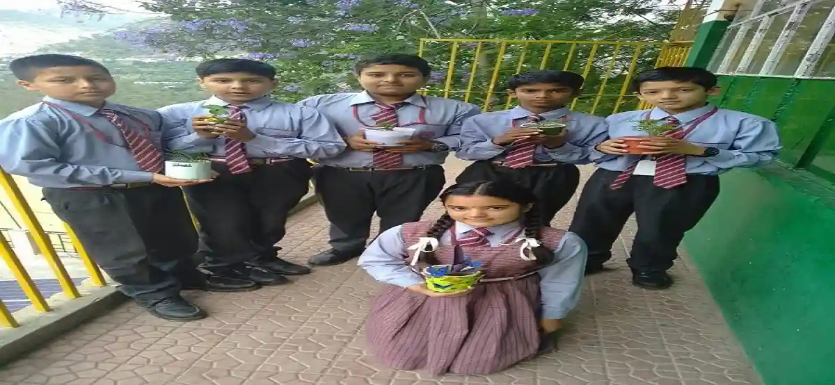 B.L. Central Public Senior Secondary School campus photo 3 of 9 — Solan