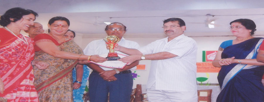 Arwachin Bharti Bhawan Senior Secondary School campus photo 13 of 17 — Balbir Nagar