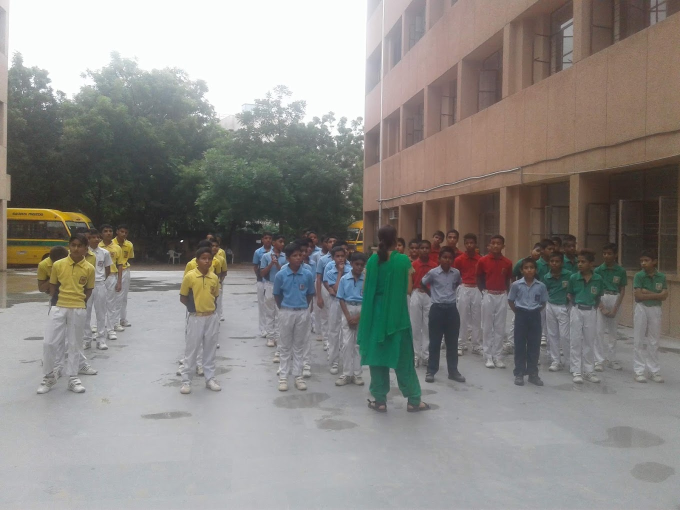 Balvantray Mehta Vidya Bhawan campus photo 2 of 12 — Greater Kailash 2