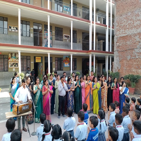 Modern New Delhi Public School campus photo 21 of 30 — Sangam Vihar