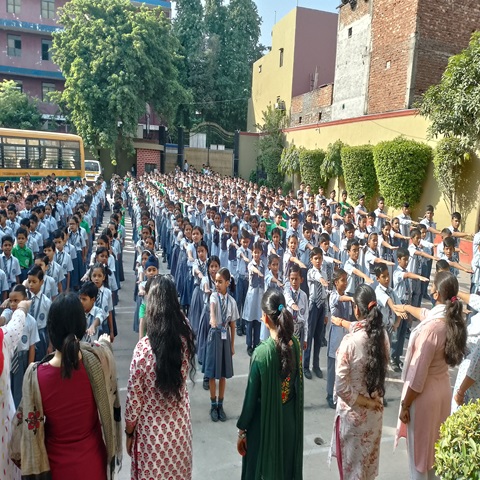 Modern New Delhi Public School campus photo 29 of 30 — Sangam Vihar
