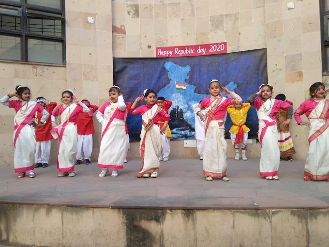 Navyug School campus photo 2 of 11 — Gole Market