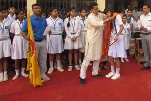 Raisina Bengali Senior Secondary School campus photo 12 of 30 — Gole Market