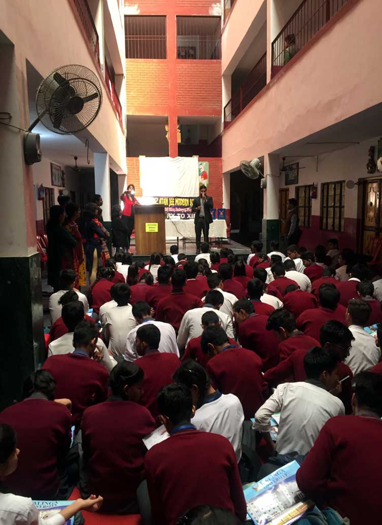Ratanjee Modern School campus photo 14 of 30 — Badarpur