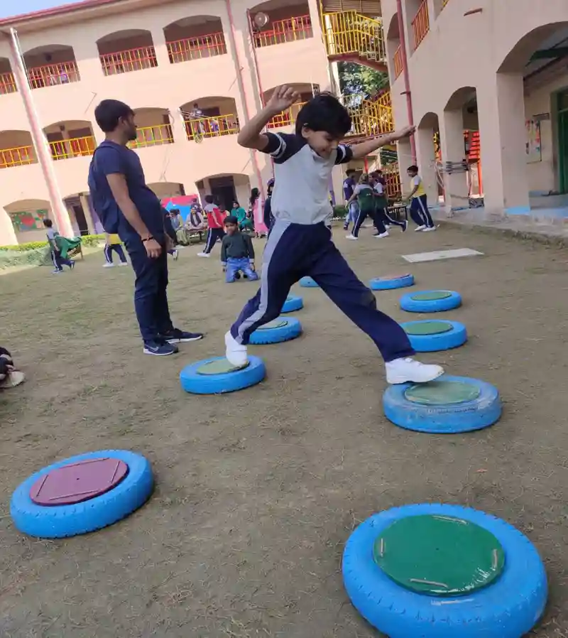 St. Paul's School campus photo 8 of 13 — Aya Nagar